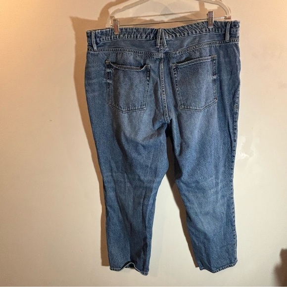 GOOD AMERICAN Sz 18 Good Vintage Mid Wash some Distressing Cropped Jeans - Picture 6 of 10